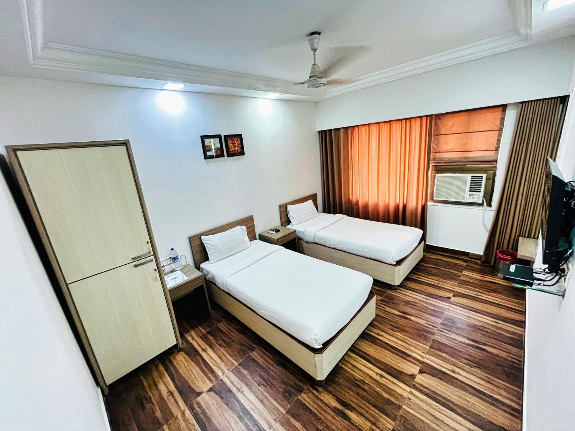 Maxxvalue - Service Apartment Marol มุมไบ ภายนอก รูปภาพ