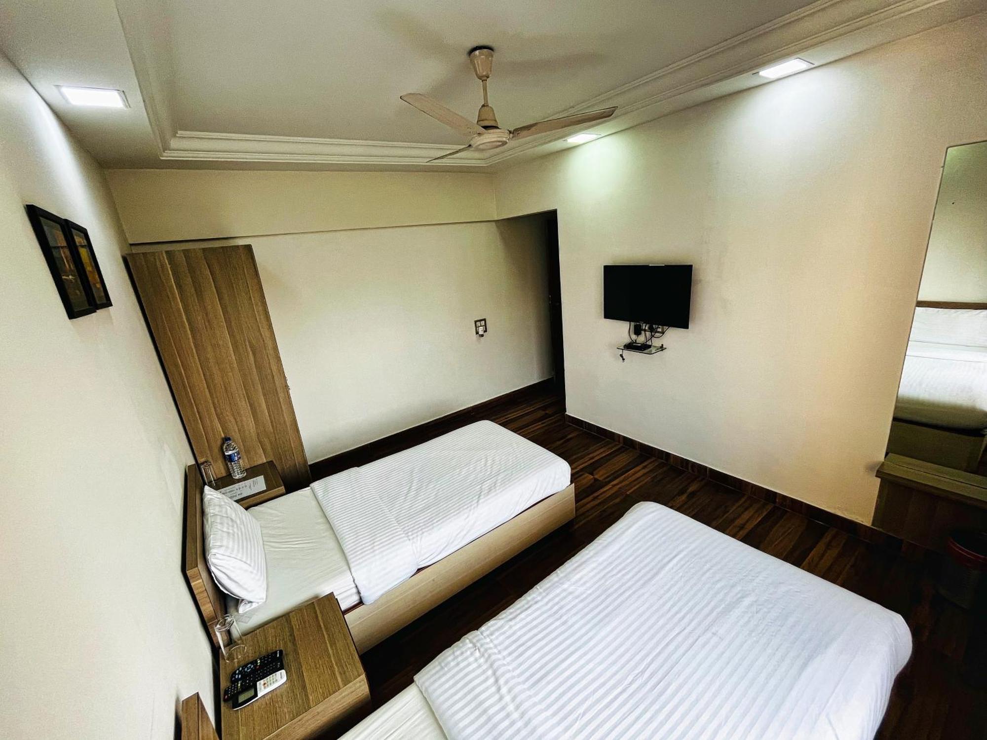 Maxxvalue - Service Apartment Marol มุมไบ ภายนอก รูปภาพ
